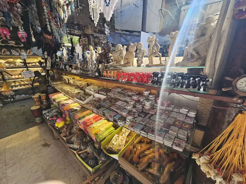 'Bereket Tanrısı' Şikayeti Kaleiçi Esnafını Vurdu 3